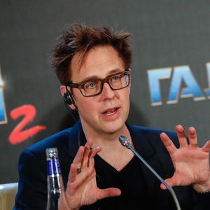 James Gunn viré par Disney pour des tweets polémiques.