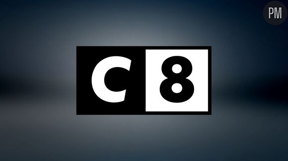 C8