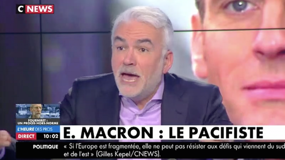 Pascal Praud excédé par ses invités dans "L'heure des pros".