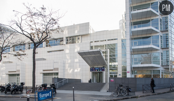 Façade du nouvel immeuble d'Europe 1 situé rue des Cévennes à Paris