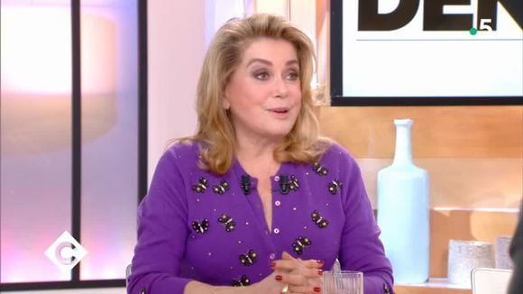 "C à vous" : Catherine Deneuve séduite par Maxime Switek