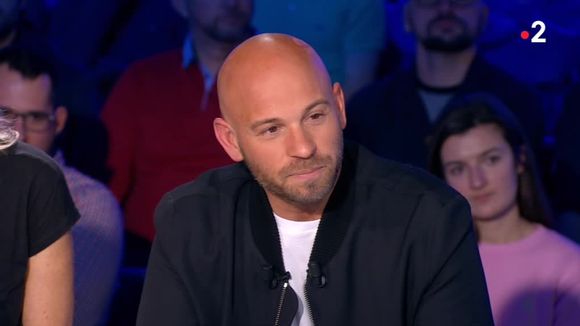 "J'ai vécu un petit traumatisme" : Franck Gastambide revient sur son "Rendez-vous en terre inconnue" dans "ONPC"