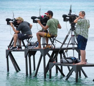 Des cameramen à l'oeuvre sur le tournage de 'Koh-Lanta'