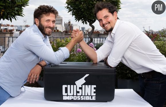 Julien Duboué et Juan Arbelaez dans "Cuisine impossible"