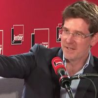 France Inter : Un député européen tacle en direct la station sur l'utilisation du plastique en studio