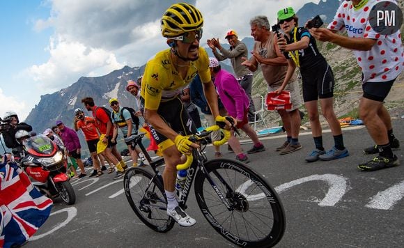 Julian Alaphilippe s'arrachant dans la montagne hier