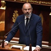 Le coup de gueule d'Edouard Philippe contre les experts télé venus "du café du commerce"