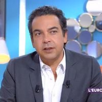 Pénurie de masques en France : Patrick Cohen pointe le "ton agressif, polémiste et sensationnaliste" des médias français