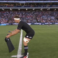 Opposés à l'Argentine, les All Blacks rendent un bel hommage à Maradona avant leur Haka