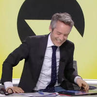 Une équipe de "Quotidien" malade lors d'un vol en apesanteur, Yann Barthès amusé