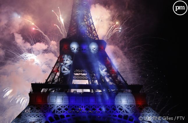 Le feu d'artifice à la tour Eiffel