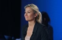 Générique du "20 Heures" de France 2 avec Anne-Sophie Lapix