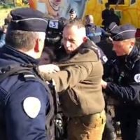 Le SNJ dénonce "l'agression policière" d'une équipe de reportage de France 3