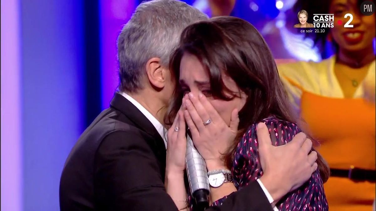 N'oubliez pas les paroles" : Charlotte, la nouvelle maestro, s'effondre en  larmes, Nagui la réconforte - Puremédias