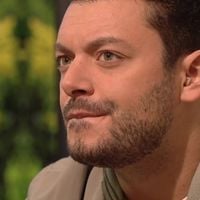 "Ca m'attriste en fait..." : Emu, Kev Adams évoque les attaques régulières contre lui dans "En aparté"