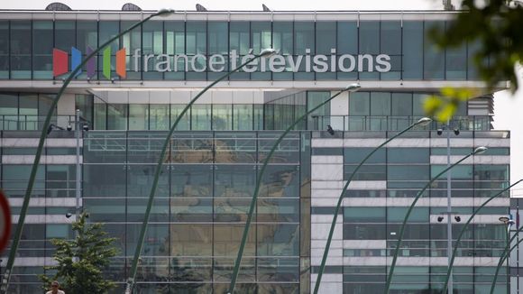 Conflit avec TF1, conventions "douloureuses", JO 2024... Ce que cachent les attaques contre France Télévisions