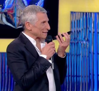 Nagui dans 'N'oubliez pas les paroles !' sur France 2.