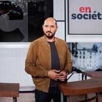 "On veut sortir du commentaire de l'actualité" : Karim Rissouli lance un nouveau magazine, "En société", sur France 5