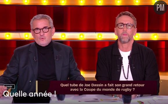 Christophe Dechavanne et Christophe Caverivière dans "Quelle année !" sur France 2 le 1er janvier 2024.