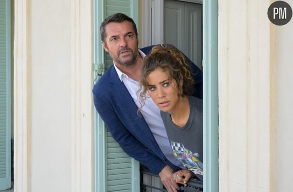 Arnaud Ducret et Manon Azem dans la série "Mercato" sur TF1