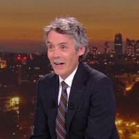 "C'est un piège ?" : Yann Barthès déstabilisé par la proposition de Laurence Boccolini de l'inviter dans "Les enfants de la télé"