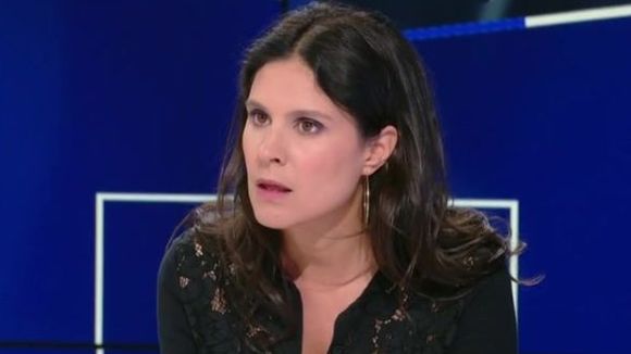 Apolline de Malherbe face à Marine Tondelier ce mercredi 3 juillet 2024 dans "Face à BFM" sur BFMTV.