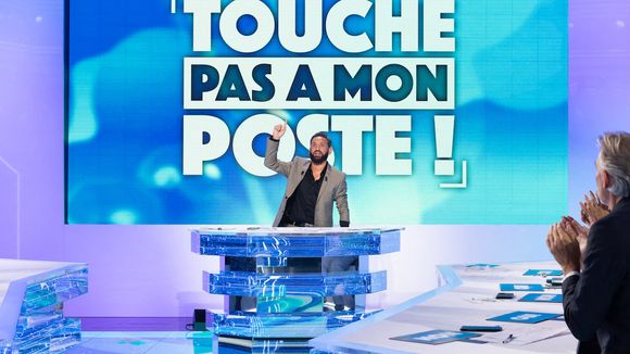 "Reconduire C8 aurait décrédibilisé l'Arcom" : Un sénateur réagit au retrait de la fréquence de la chaîne du groupe Bolloré