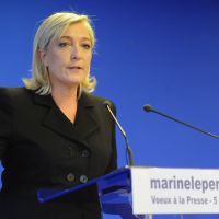 "On n'est pas couché" : Marine Le Pen dit oui à Laurent Ruquier