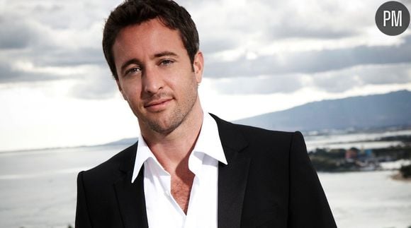 Alex O'Loughlin