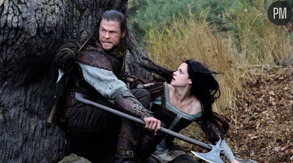 Chris Hemsworth et Kristen Stewart dans "Blanche Neige et le chasseur"