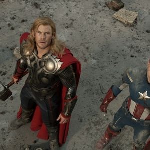 Chris Hemsworth et Chris Evans dans "Avengers"