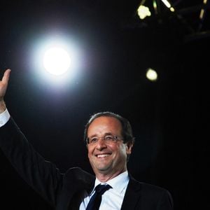 François Hollande, le 6 mai 2012 place de la Bastille à Paris.