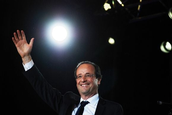 François Hollande, le 6 mai 2012 place de la Bastille à Paris.