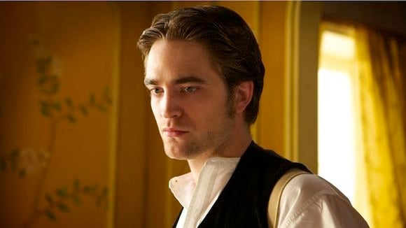 Bande-annonce : Robert Pattinson devient le "Bel Ami" de Maupassant