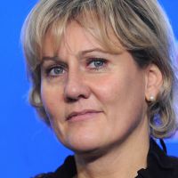 Appel aux électeurs du FN : Anne Sinclair tacle Nadine Morano sur Twitter