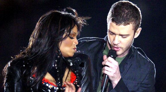 Janet Jackson et Justin Timberlake lors de la finale du Superbowl en 2004