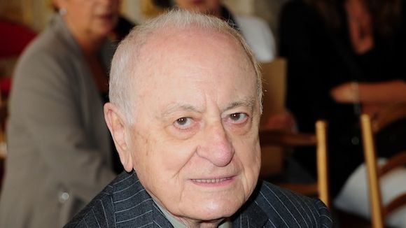 Pierre Bergé critique un article du "Monde"