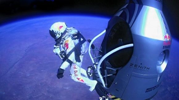 Felix Baumgartner, un coup de pub' qui a coûté plus de 50 millions d'euros à Red Bull