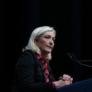 La leader du parti d'extrême-droite français déboutée d'une action en justice.