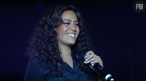 Amel Bent reprend "Quand la musique est bonne" avec Soprano pour la compilation "Génération Goldman 2"