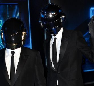 Daft Punk reste en tête du top singles UK
