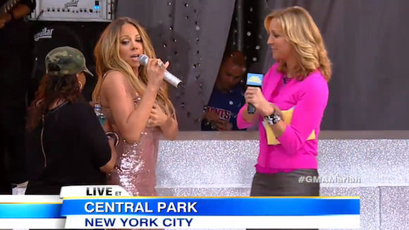 Problème de robe pour Mariah Carey à "Good Morning America"