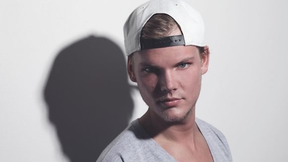 Charts UK : démarrage exceptionnel pour Avicii, Robin Thicke détrône Jay-Z