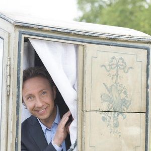 Stéphane Bern présente "Soir de fête à Versailles", ce soir sur France 2