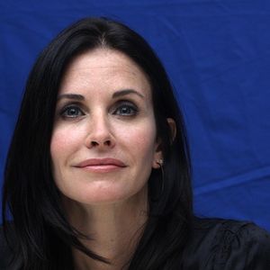 L'ancienne "Monica" de Friends, Courteney Cox, s'en sort plutôt bien avec 6 millions de dollars de gain récoltés grâce à sa série Cougar Town. Elle est 15ème du classement.