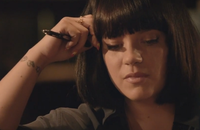 Pub : Lily Allen apprend le français grâce à "Leboncoin.fr"