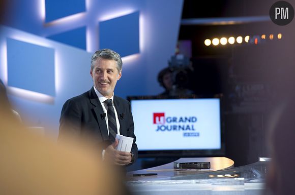 Antoine de Caunes, invité spécial de puremedias.com demain.