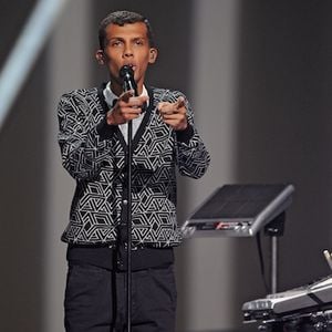 Stromae s'incline face à Indila