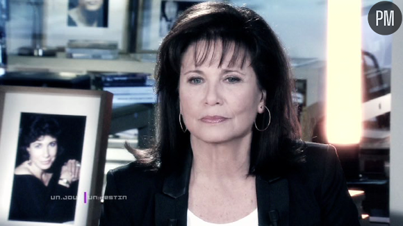 Anne Sinclair dans "Un jour, un destin" sur France 2.