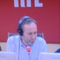 Laurent Bazin, ému, fait ses adieux à la matinale de RTL